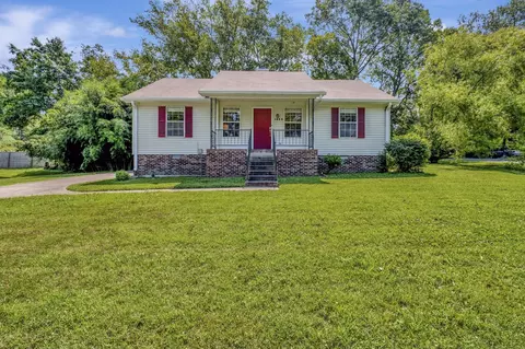1255 Hillwood Ct, Gallatin, TN 37066