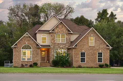 5401 Cliffstone Dr, Smyrna, TN 37167
