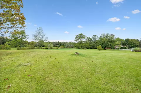 Exterior - 2488 Skyview Dr, Centerville, TN 37033 photo 13 of 19