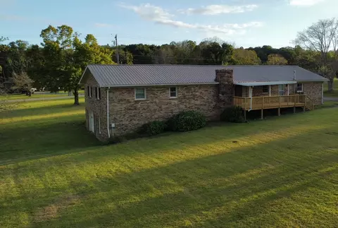 Exterior - 2488 Skyview Dr, Centerville, TN 37033 photo 18 of 19