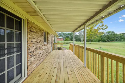 Exterior - 2488 Skyview Dr, Centerville, TN 37033 photo 7 of 19
