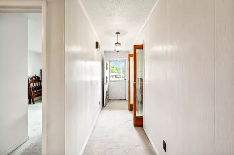 Entry Way - 2488 Skyview Dr, Centerville, TN 37033 photo 3 of 3