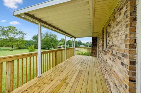 Exterior - 2488 Skyview Dr, Centerville, TN 37033 photo 8 of 19