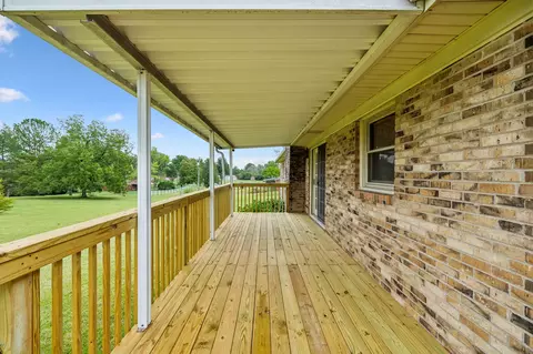 Exterior - 2488 Skyview Dr, Centerville, TN 37033 photo 9 of 19