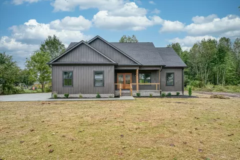 143 Westwood Dr, Sparta, TN 38583
