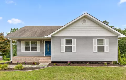 1004 Tommie Ln, Soddy Daisy, TN 37379
