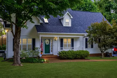 Exterior - 201 Independence St, Springfield, TN 37172 photo 2 of 10