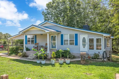 1525 E Piney Rd, Dickson, TN 37055 photo 1