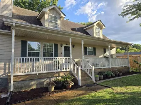 506 Southlake Dr, La Vergne, TN 37086