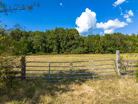 720 Payne Rd, Portland, TN 37148