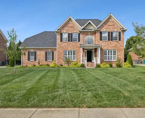 2014 Gweneth Dr, Spring Hill, TN 37174