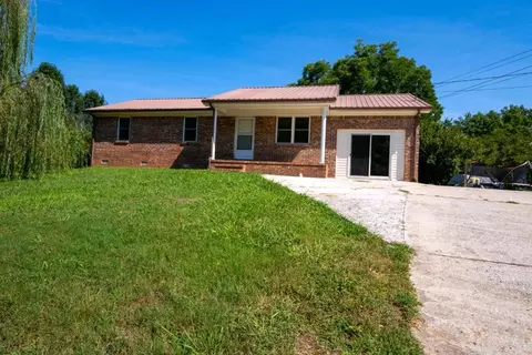 105 Lance St, Mcminnville, TN 37110