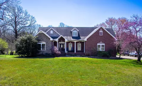 1623 Friendship Rd, Cross Plains, TN 37049