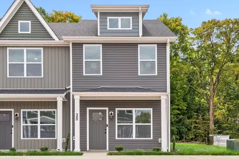 300 Front Ridge Cir, Clarksville, TN 37040