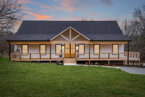 4619 Akin Rd, Cunningham, TN 37052