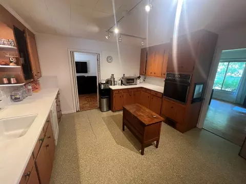 Kitchen - 204 Apollo Dr, Murfreesboro, TN 37130 photo 2 of 2