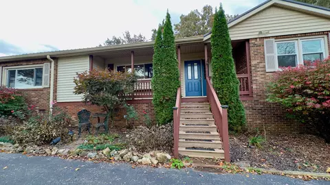 829 Shelbyville Rd, Mcminnville, TN 37110