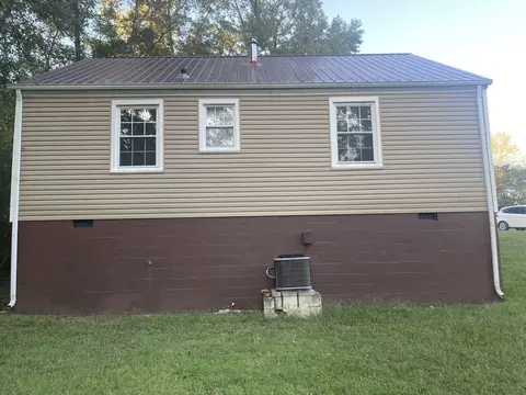 107 Greer Cir, Dickson, TN 37055 photo 3