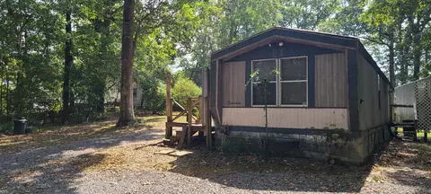 122 Holly Ln, Monteagle, TN 37356