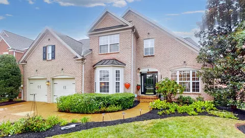 7012 Stone Run Dr, Nashville, TN 37211