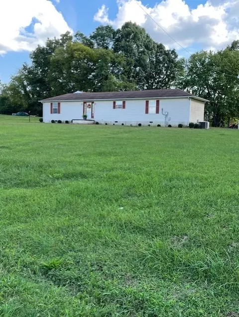 632 Clax Branch Rd, Loretto, TN 38469 photo 4
