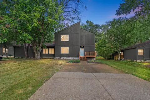 545 Doral Country Dr, Nashville, TN 37221