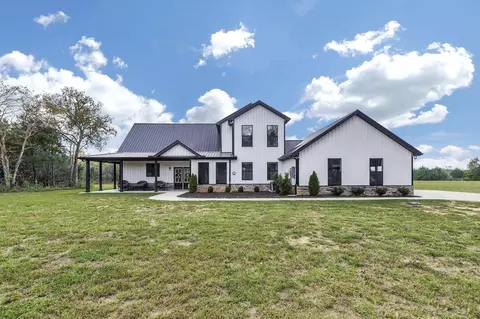3032 Vesta Rd, Lebanon, TN 37090