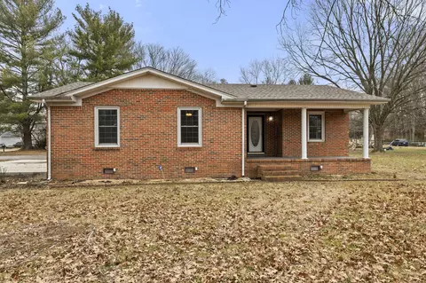 816 Old Woodbury Hwy, Manchester, TN 37355