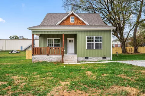 217 Eastbrook Rd, Estill Springs, TN 37330