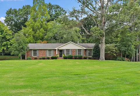 1203 Parker Pl, Brentwood, TN 37027
