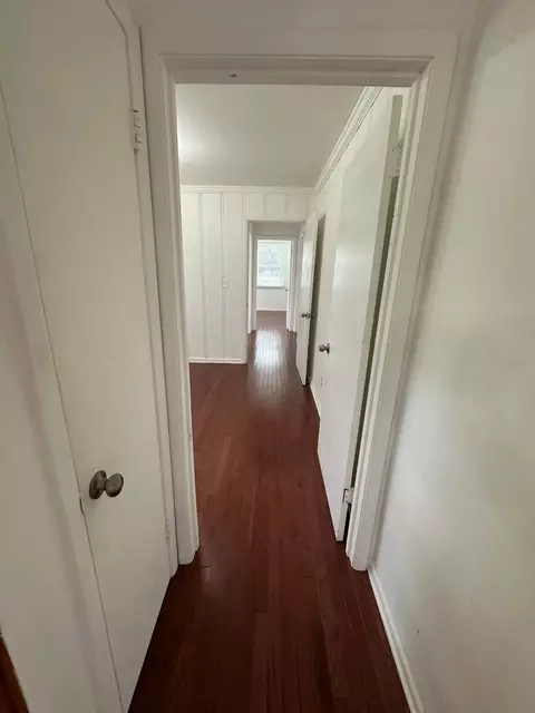 Entry Way - 1411 Leaf Ave, Murfreesboro, TN 37130 photo 1 of 1
