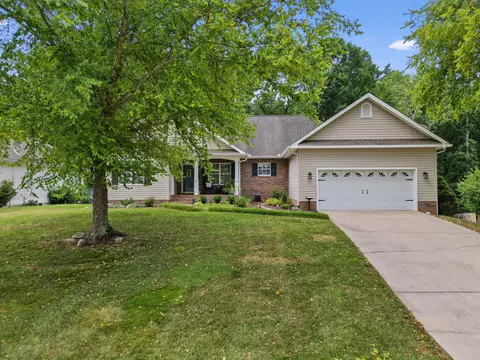 1511 NW Benjamin Cir, Cleveland, TN 37312