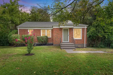 2822 Saint Edwards Dr, Nashville, TN 37211
