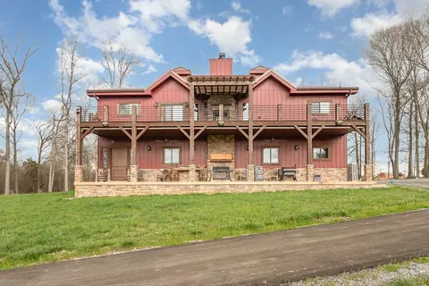 4451 Airport Rd, Springfield, TN 37172