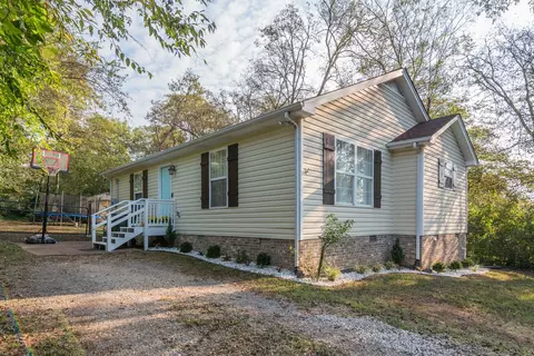 122 Ross Ave, Gallatin, TN 37066