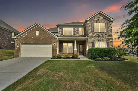814 Madison Dr, Lebanon, TN 37087