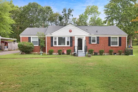 136 Allenwood Dr, Clarksville, TN 37043
