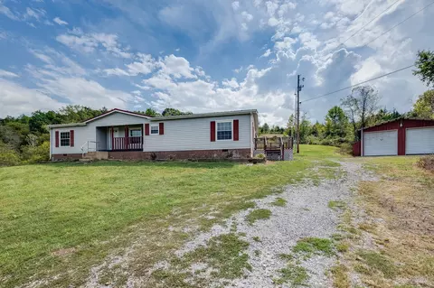 5004 Hurricane Creek Rd, Woodbury, TN 37190