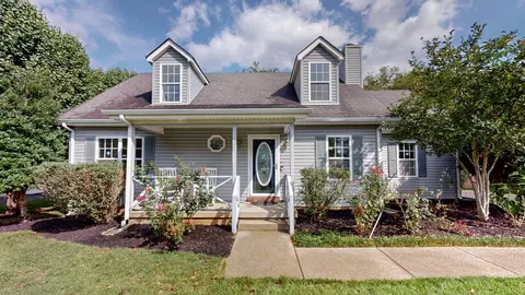 2718 Rocking Horse Ln, Murfreesboro, TN 37130
