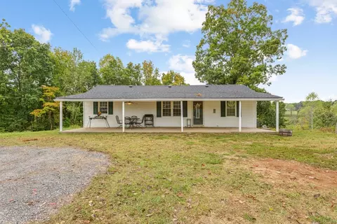 994 Purtle Rd, Lafayette, TN 37083