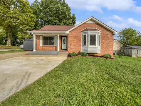 271 Stephanie Dr, Clarksville, TN 37042