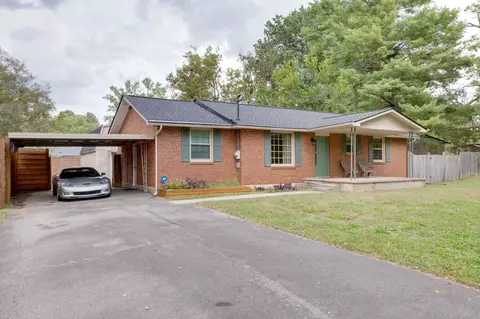 1911 Sherrill Blvd, Murfreesboro, TN 37130