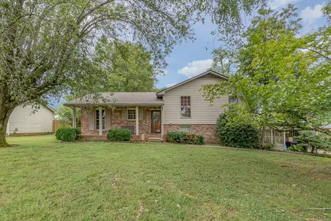 145 Riverwood Dr, Hendersonville, TN 37075