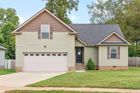3615 Fox Tail Dr, Clarksville, TN 37040