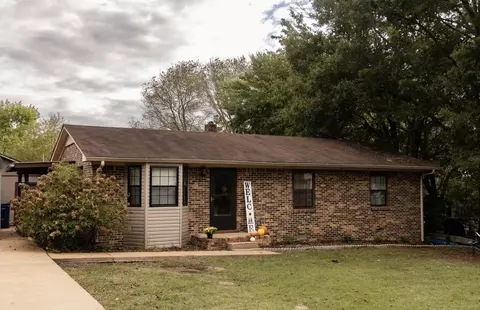 305 Lincoln St, Ethridge, TN 38456