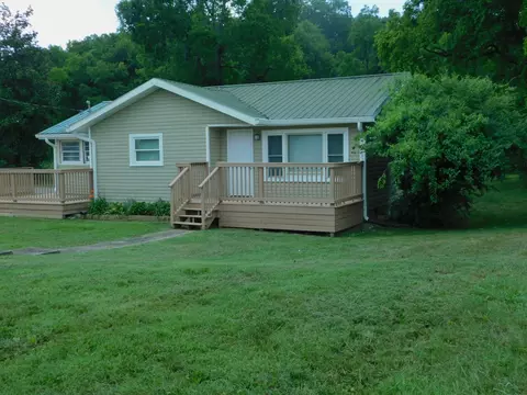 126 Joe St, Waverly, TN 37185