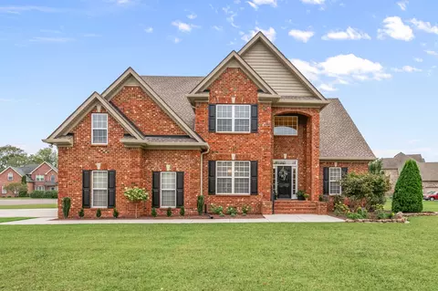 2954 Frank Robinson Dr, Murfreesboro, TN 37130