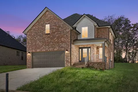 361 Frontier Dr, Clarksville, TN 37043