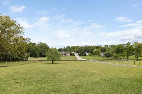 Exterior - 1875 Clara Mathis Rd, Spring Hill, TN 37174 photo 22 of 23
