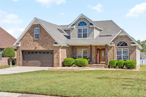 795 Mcclain Dr, Clarksville, TN 37040